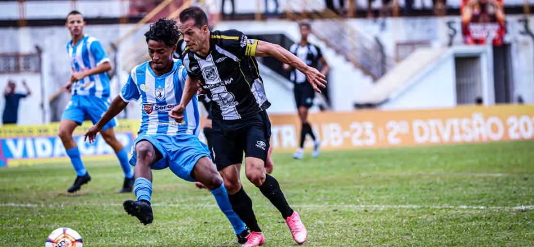 Lance de Independente de Limeira 17 x 0 Catanduvense, pela Segundona — Foto: Yan Moraes 