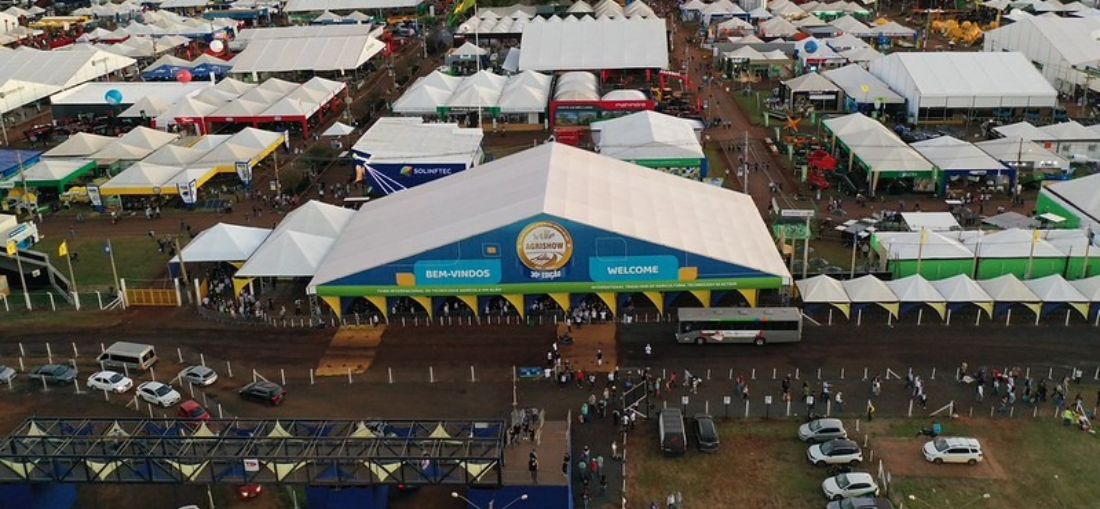 Com mais de 800 marcas expositoras, Agrishow é o espaço ideal para se fazer negócios ao trazer inovações tecnológicas que aumentam a produtividade, a rentabilidade e a sustentabilidade no campo (Crédito: Agrishow)