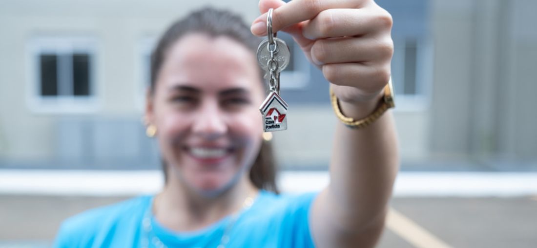 Os subsídios são concedidos a fundo perdido para famílias que desejam adquirir o primeiro imóvel. Crédito: Divulgação SDUH