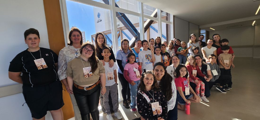 HPA recebe filhos de colaboradores em mais uma visita do projeto 