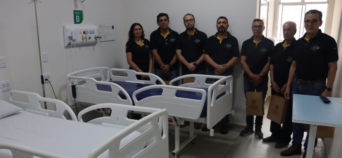 Rotary Club de Itajobi doa quatro camas hospitalares ao Hospital Emílio Carlos