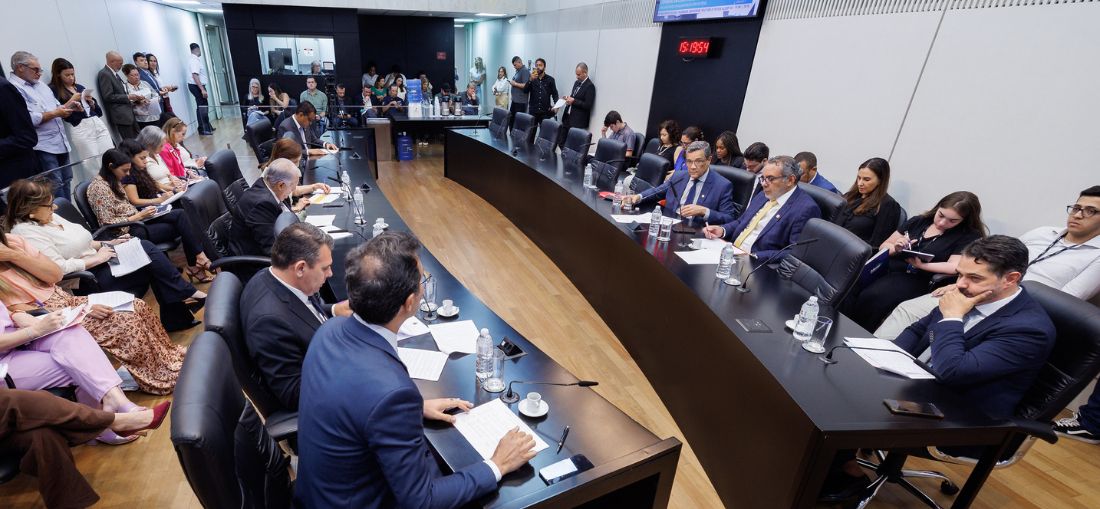 Projeto que prevê pensão a crianças e adolescentes órfãos de vítimas de feminicídio avança na Alesp