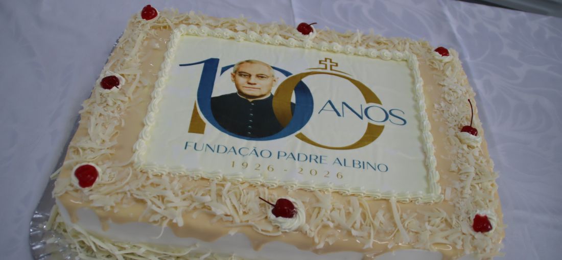 Fundação Padre Albino celebra 100 anos com homenagem aos colaboradores e a Padre Albino