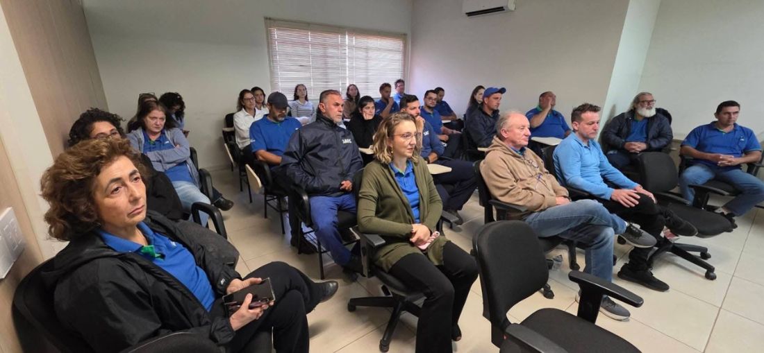 Colaboradores da Saec participam de capacitação sobre atendimento ao cliente