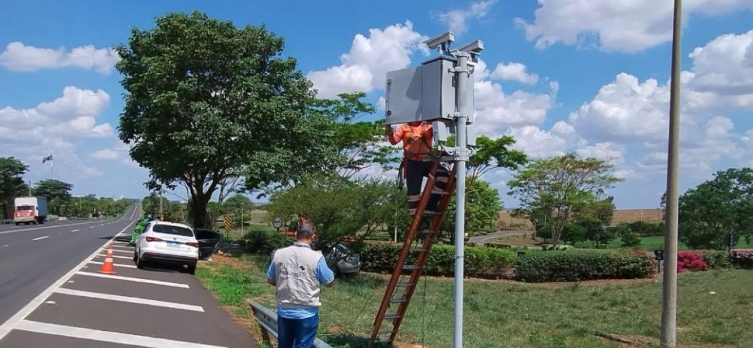 Em Olímpia, Ipem-SP verifica radares na rodovia SP-425